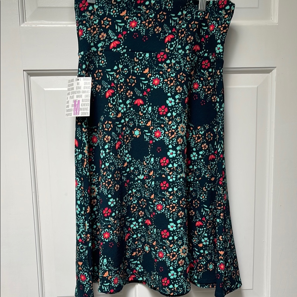 LuLaRoe Azure Skirt Size M NWT